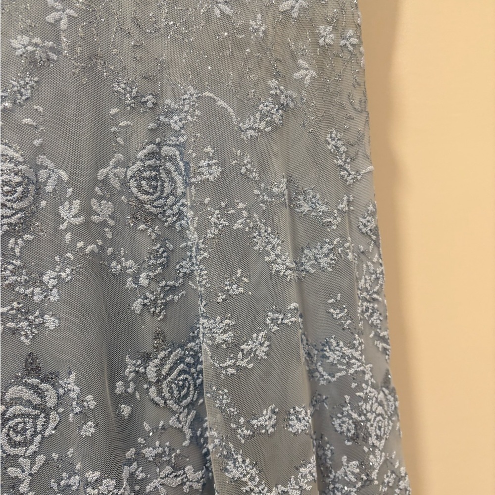 MARINA Light Blue Lace Maxi Dress bridesmaid/prom dress - Picture 2 of 11
